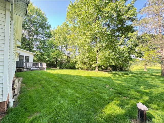 291 Woodland Dr, Wilmington Twp, PA 16142