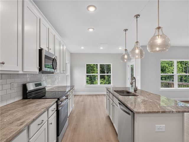 537 Principal Meridian Drive, Dallas, GA 30132