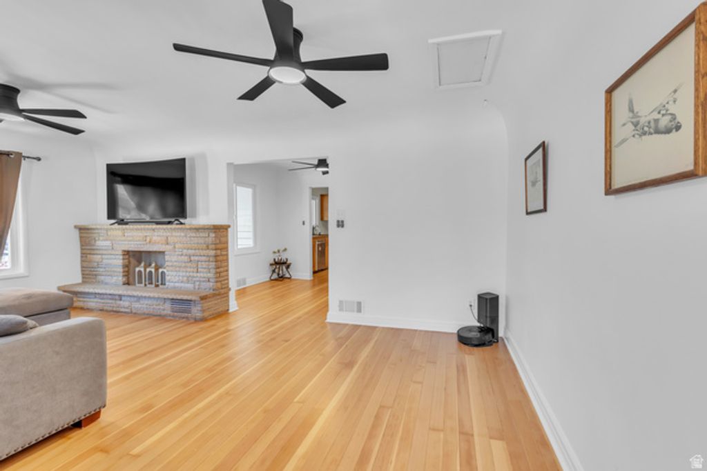 Image 4 of property listing at 53 W 400 N, Spanish Fork, UT 84660
