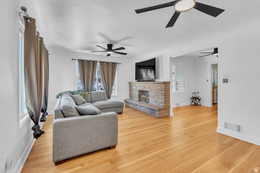 Image 5 of property listing at 53 W 400 N, Spanish Fork, UT 84660