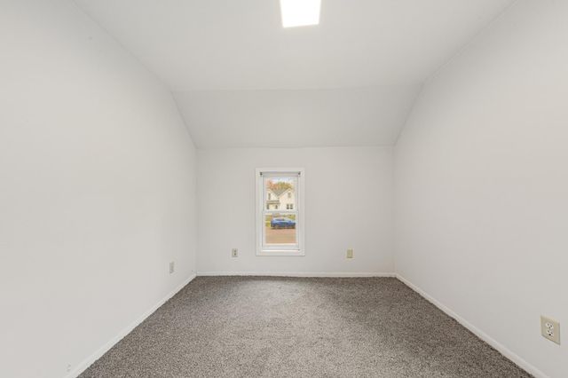 1519 N 4th Street, Mankato, MN 56001