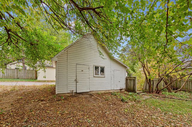 1519 N 4th Street, Mankato, MN 56001