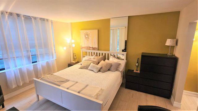 600 Egret Circle 7201, Delray Beach, FL 33444