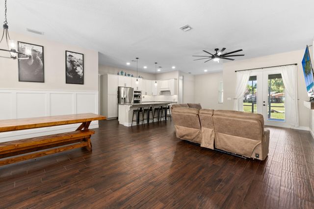 5116 Silver Oak Drive, Fort Pierce, FL 34982