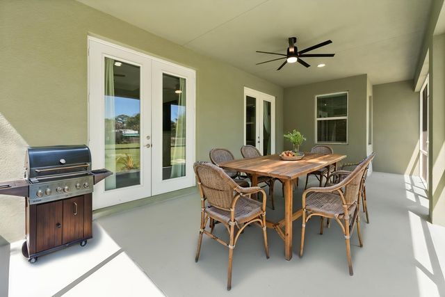 5116 Silver Oak Drive, Fort Pierce, FL 34982