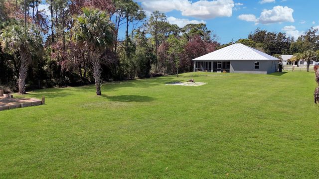 5116 Silver Oak Drive, Fort Pierce, FL 34982