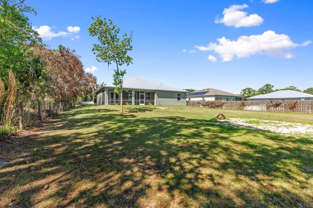 5116 Silver Oak Drive, Fort Pierce, FL 34982