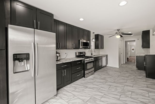 4317 W Shakespeare Avenue, Chicago, IL 60639