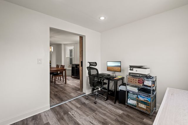 4317 W Shakespeare Avenue, Chicago, IL 60639