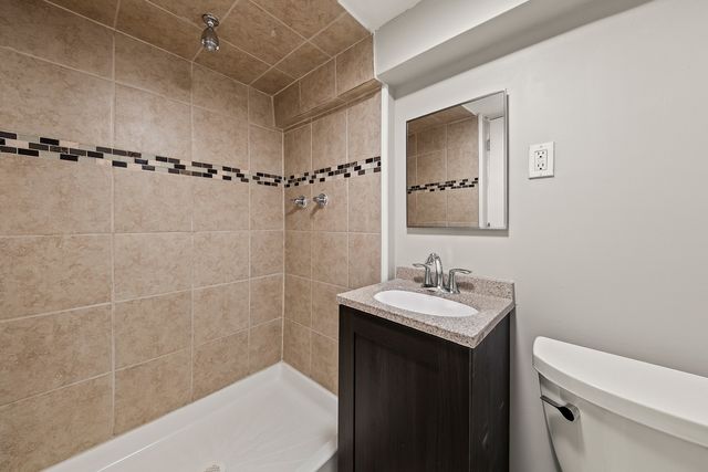 4317 W Shakespeare Avenue, Chicago, IL 60639