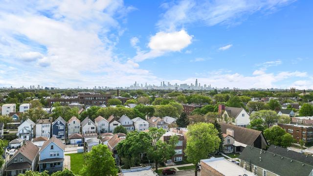 4317 W Shakespeare Avenue, Chicago, IL 60639