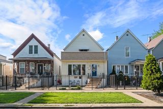4317 W Shakespeare Avenue, Chicago, IL 60639
