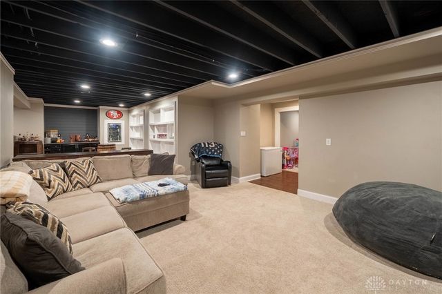 4385 Weber Drive, Beavercreek, OH 45430