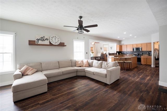 4385 Weber Drive, Beavercreek, OH 45430