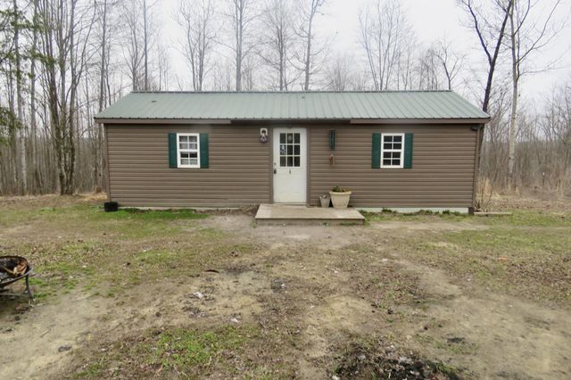 30611 Steel Tram Rdg, Crawford, TN 38554