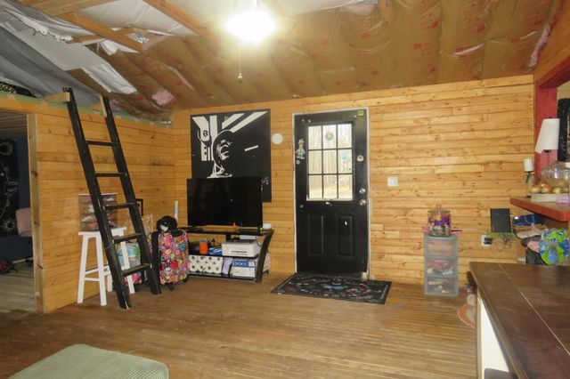 30611 Steel Tram Rdg, Crawford, TN 38554