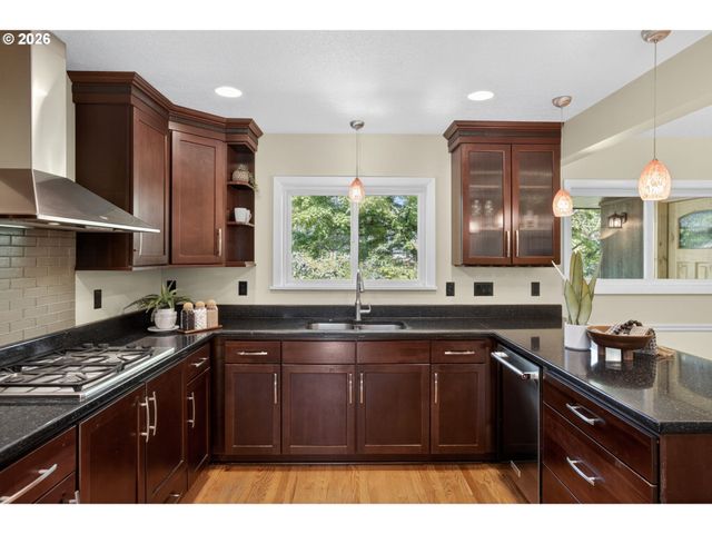 16965 Chapin Way, Lake Oswego, OR 97034