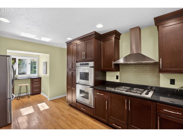 16965 Chapin Way, Lake Oswego, OR 97034
