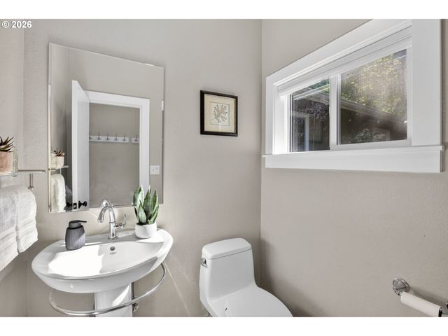 16965 Chapin Way, Lake Oswego, OR 97034