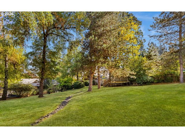 16965 Chapin Way, Lake Oswego, OR 97034