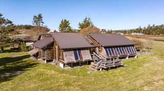 1083 S Fort Casey Rd, Coupeville, WA 98239