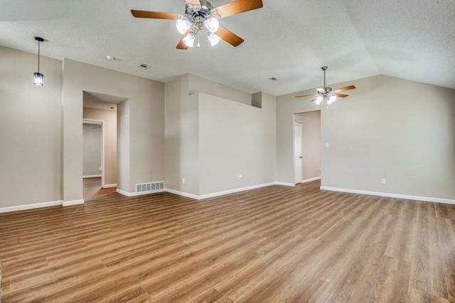 2105 Emerald Oaks, Mesquite, TX 75181