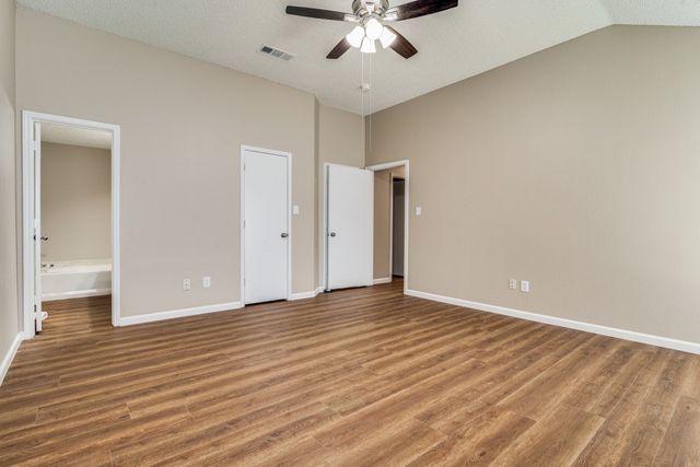 2105 Emerald Oaks, Mesquite, TX 75181