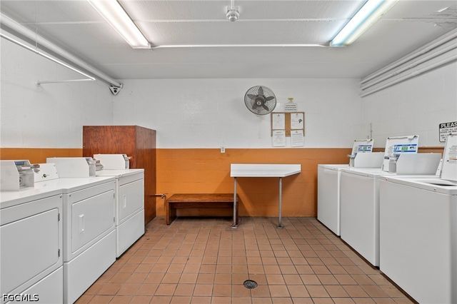 2366 E Mall DR 213, Fort Myers, FL 33901