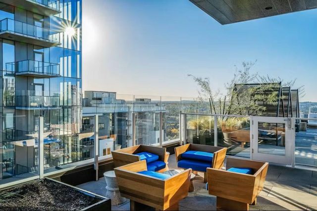 48 East Ave 1210, Austin, TX 78701