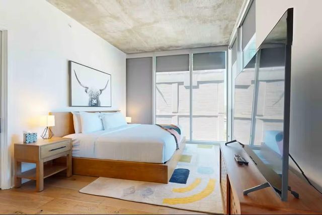 48 East Ave 1210, Austin, TX 78701