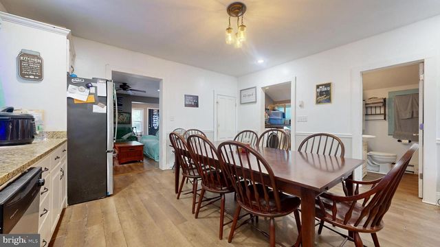 11 HIGH ST, Harrington, DE 19952