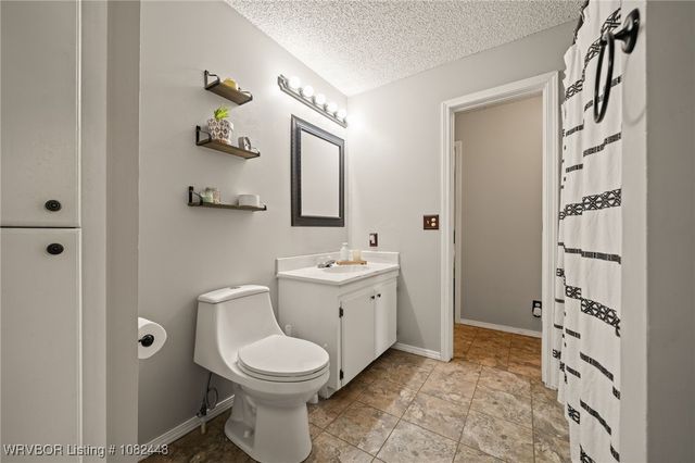9601 Apple Valley Way, Van Buren, AR 72956