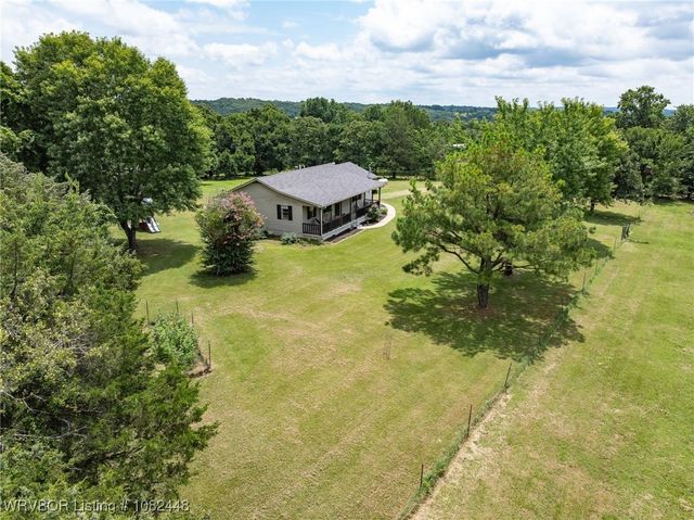 9601 Apple Valley Way, Van Buren, AR 72956