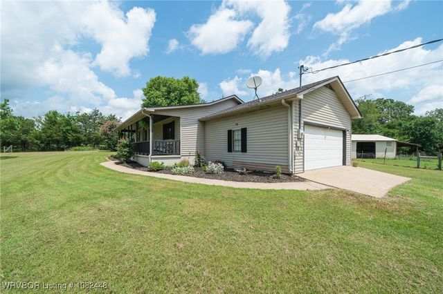 9601 Apple Valley Way, Van Buren, AR 72956