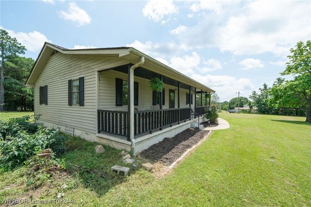 9601 Apple Valley Way, Van Buren, AR 72956