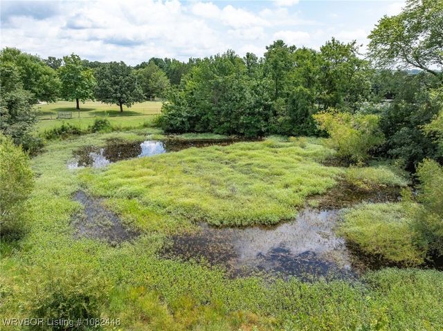 9601 Apple Valley Way, Van Buren, AR 72956