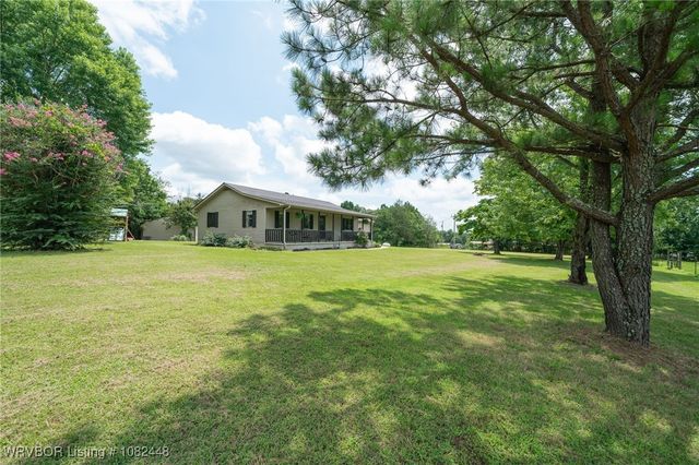 9601 Apple Valley Way, Van Buren, AR 72956