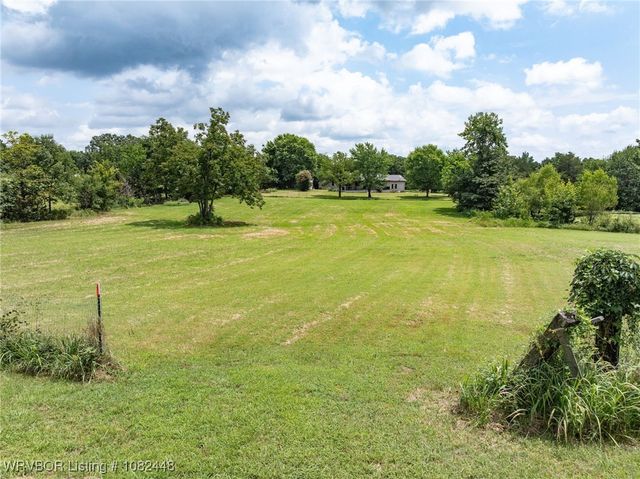 9601 Apple Valley Way, Van Buren, AR 72956