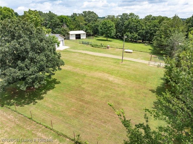 9601 Apple Valley Way, Van Buren, AR 72956