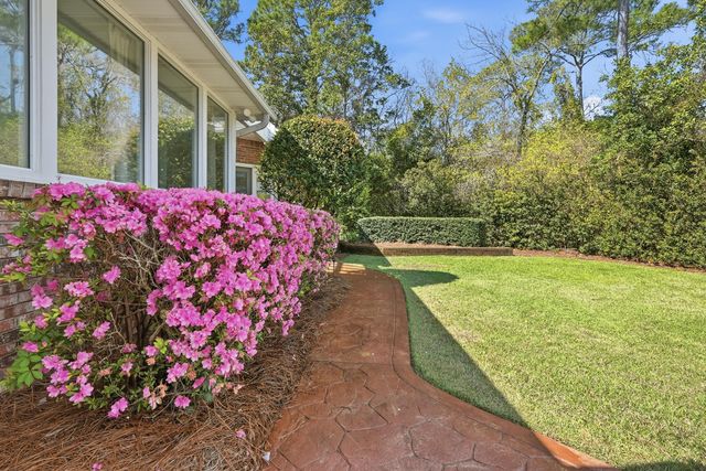 4397 Windrush Drive, Niceville, FL 32578