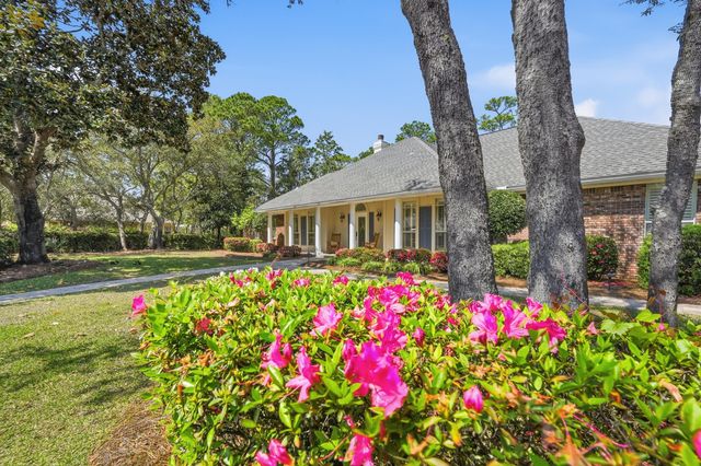 4397 Windrush Drive, Niceville, FL 32578