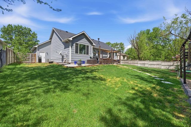 8910 W Ryan Cir, Wichita, KS 67205