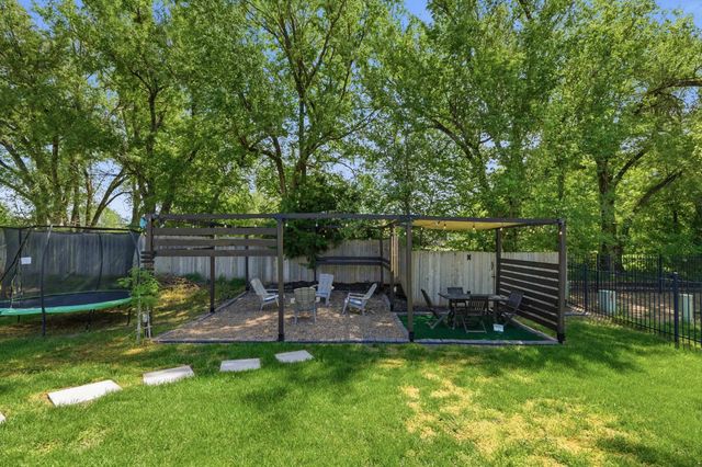 8910 W Ryan Cir, Wichita, KS 67205