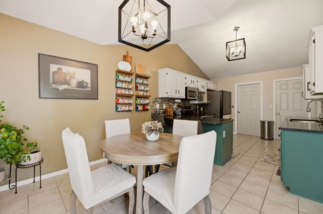 8910 W Ryan Cir, Wichita, KS 67205