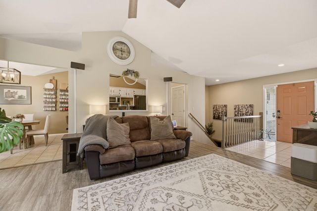 8910 W Ryan Cir, Wichita, KS 67205