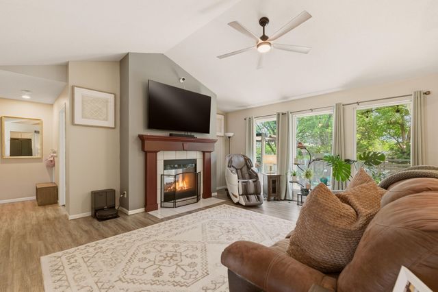 8910 W Ryan Cir, Wichita, KS 67205