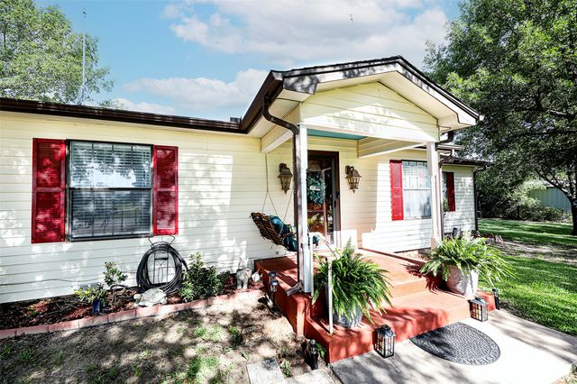 1561 Fm 1816, Bowie, TX 76230