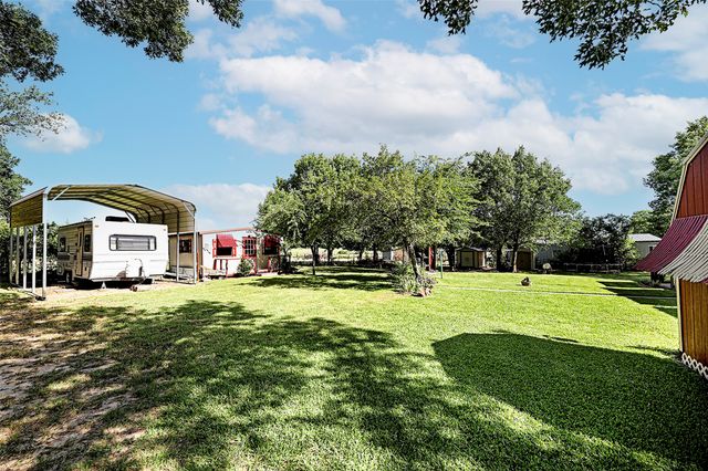 1561 Fm 1816, Bowie, TX 76230