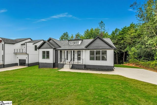 216 Riverbreeze Road, Greenville, SC 29611