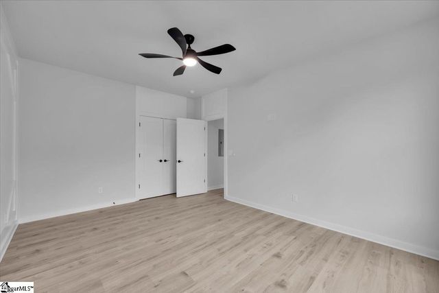 216 Riverbreeze Road, Greenville, SC 29611